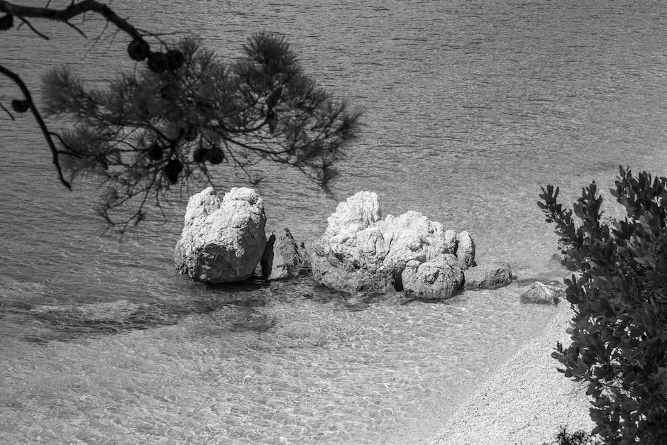 gegen Wasseransammlungen in den Beinen vorbeugen