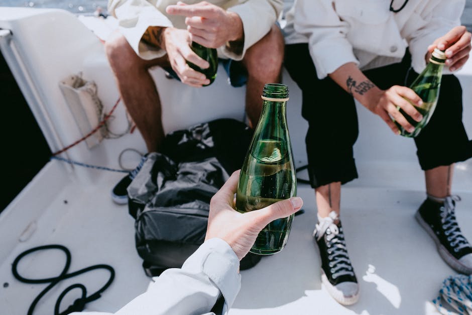 Behandlung von Wasser in den Beinen